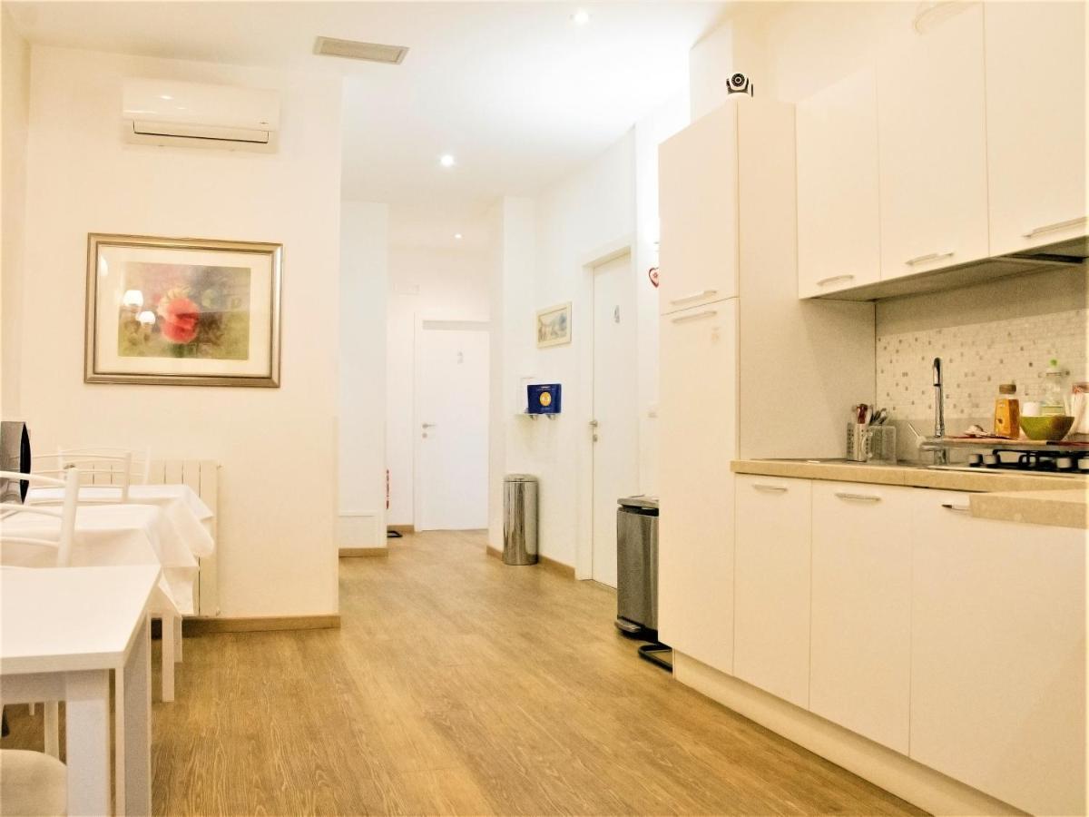 Dea Tiburtina Hotel Rome Bagian luar foto